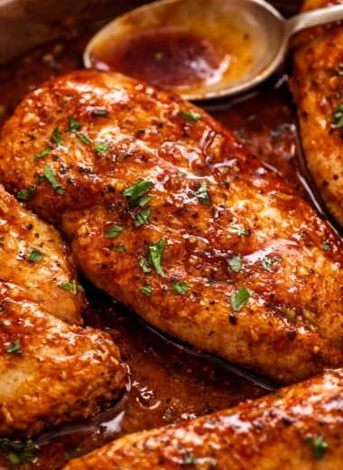 Delicious meals using chicken breast, featuring honey garlic sauce and creamy recipes.
