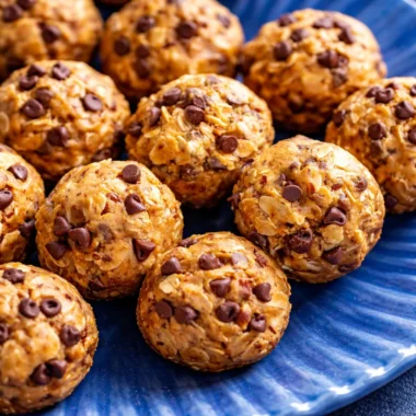 Delicious No Bake Protein Energy Balls made with peanut butter and oats.
