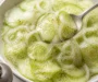 Einfache Gurken-Essig-Salat-Rezept (mit süßer Zwiebel)